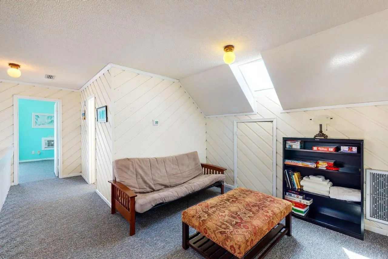 By The Beach Virginia Beach Holiday home